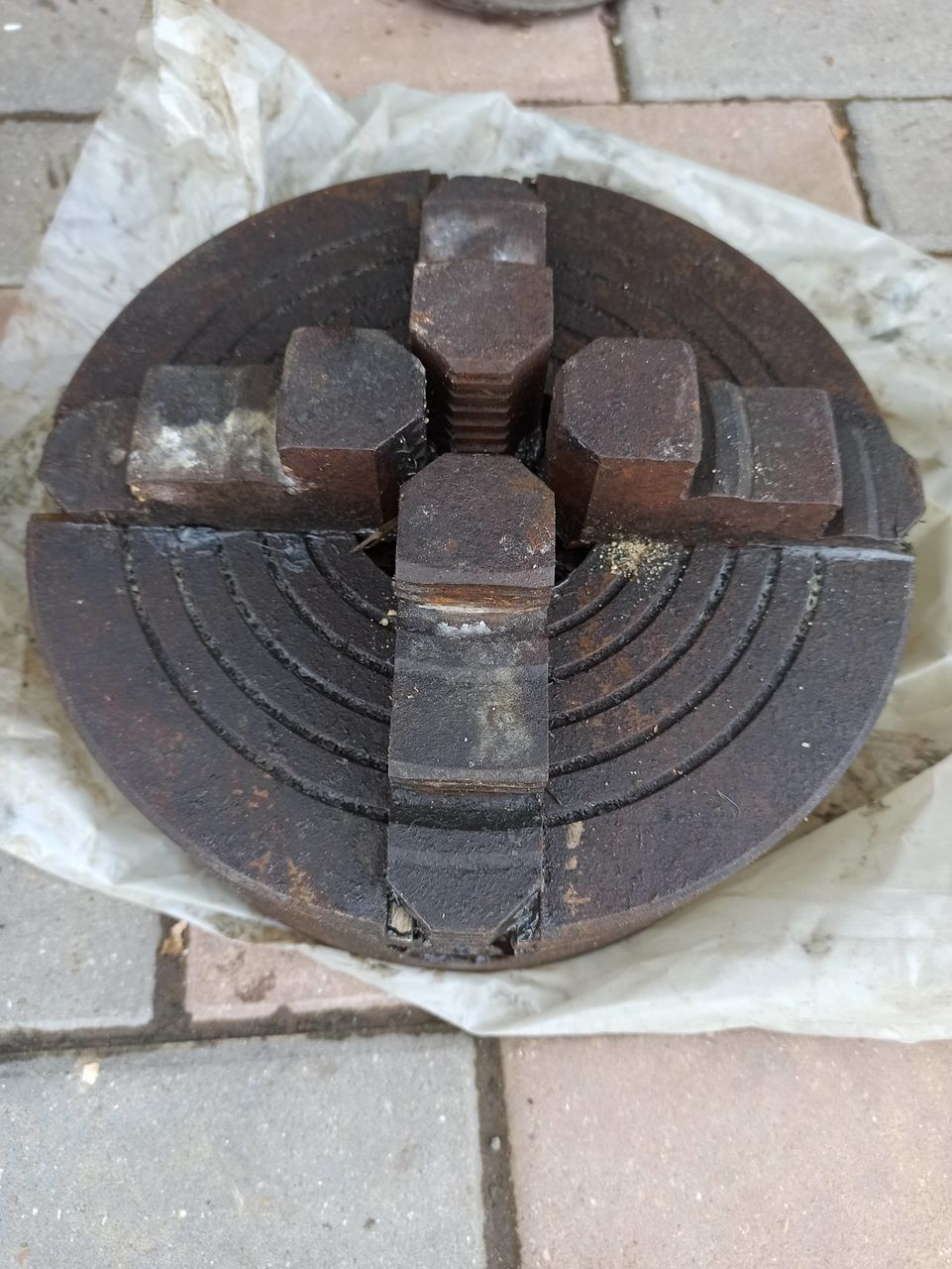 Токарныи патрон. токарный станок. ссср запчясти patron (tocarnîi)