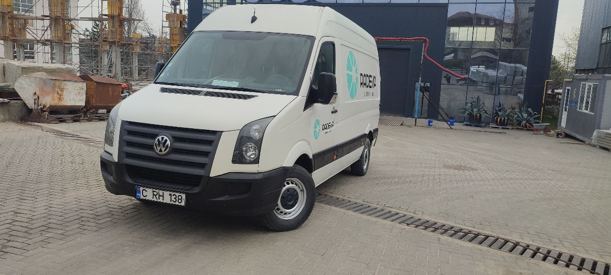 Volkswagen CRAFTER 2008 г. с пробегом 320200 км, Дизель, 7500 €