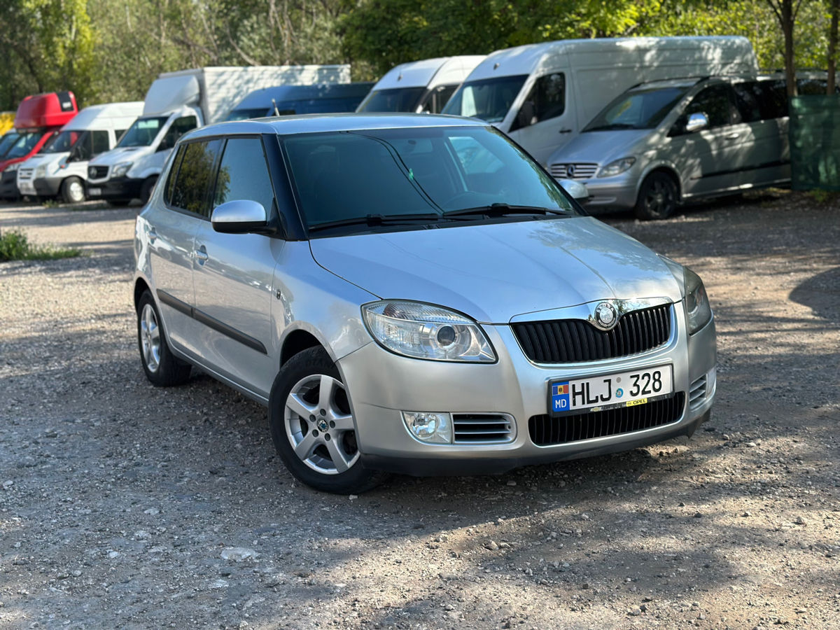 Skoda Fabia foto 0