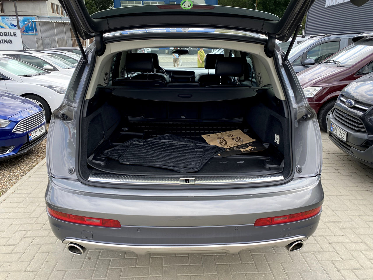 Audi Q7 foto 16
