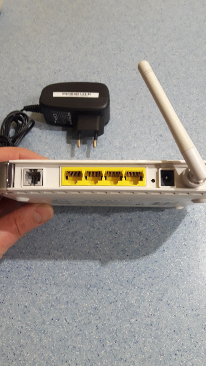 WiFi Routere diferite prin cablu la Ciocana foto 1