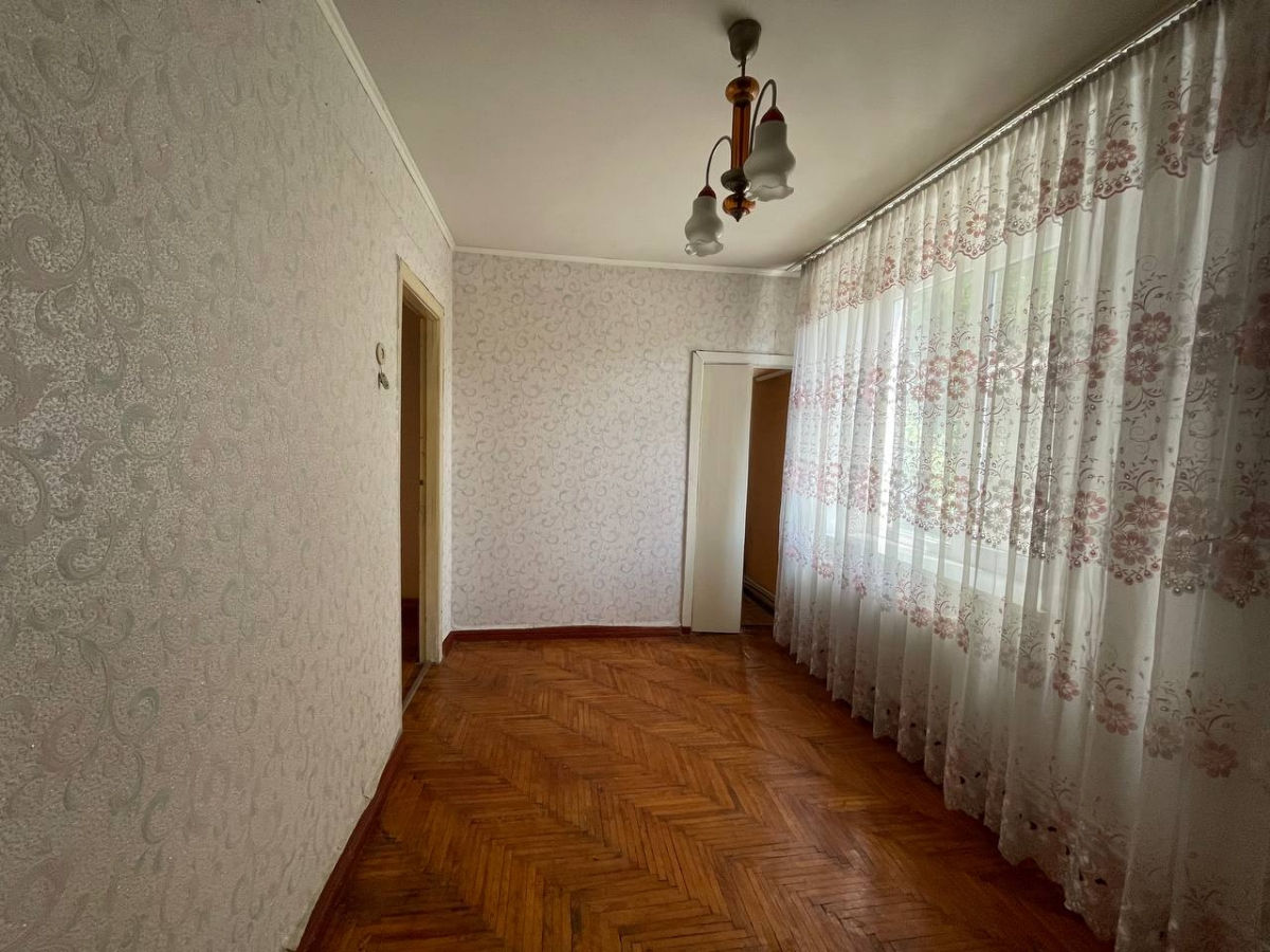 Квартира на продажу со сниженной ценой в Podul Chișinăului