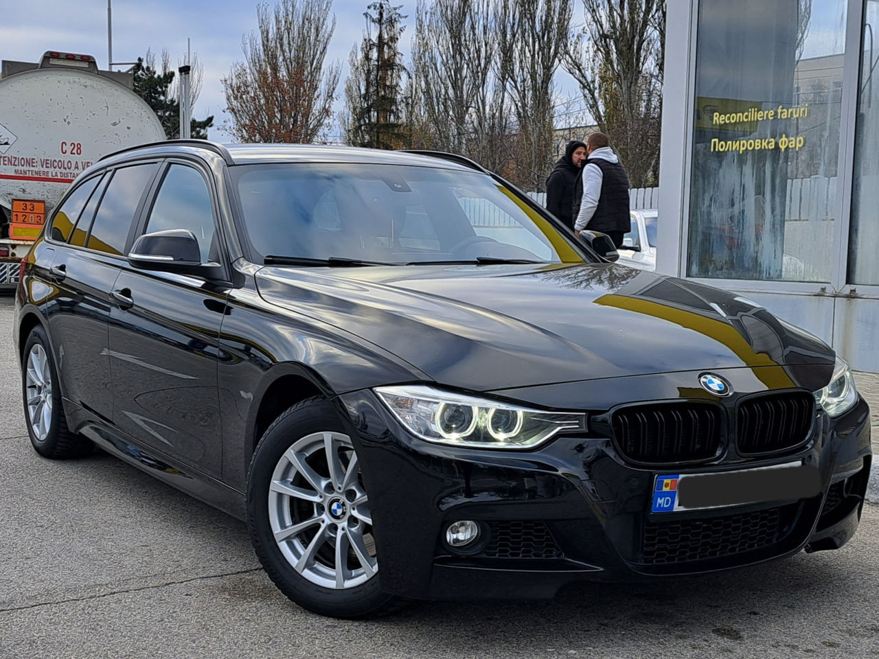 BMW 3 Series foto 1