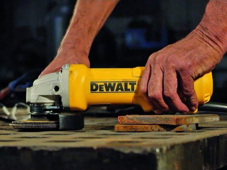 Polizor Unghiular Dewalt Dwe4233 foto 4