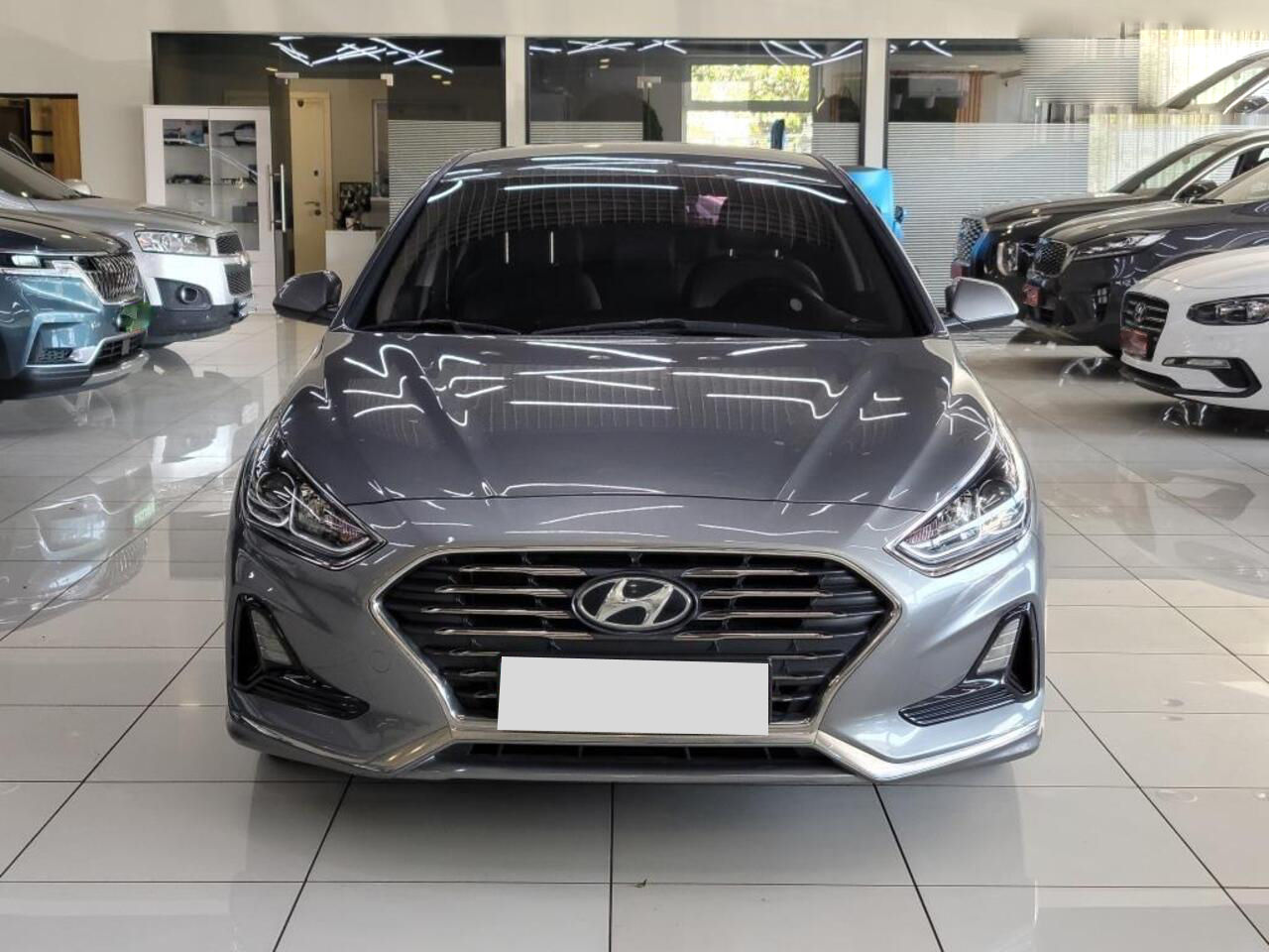 Hyundai Sonata foto 1