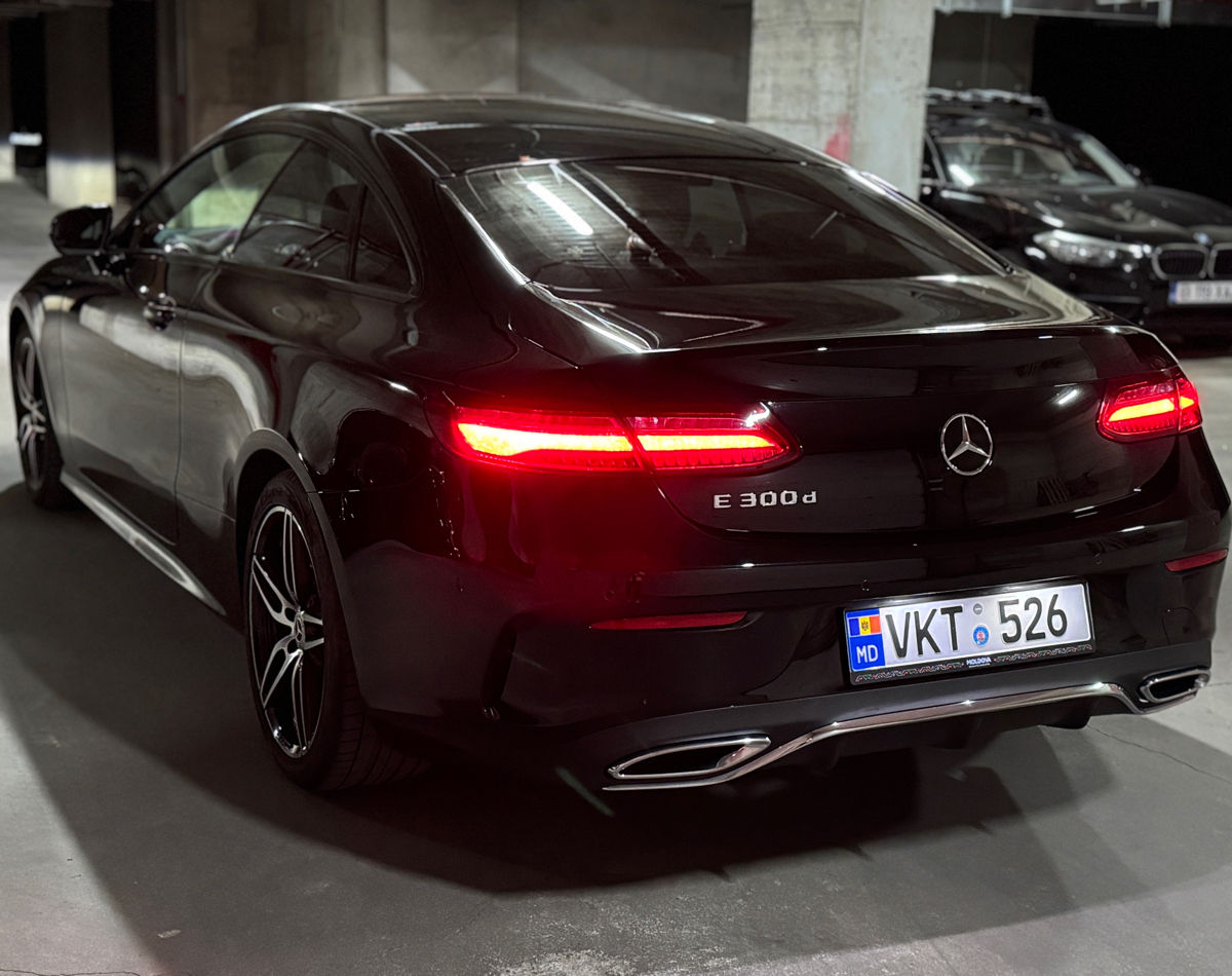 Mercedes E-Class Coupe foto 4