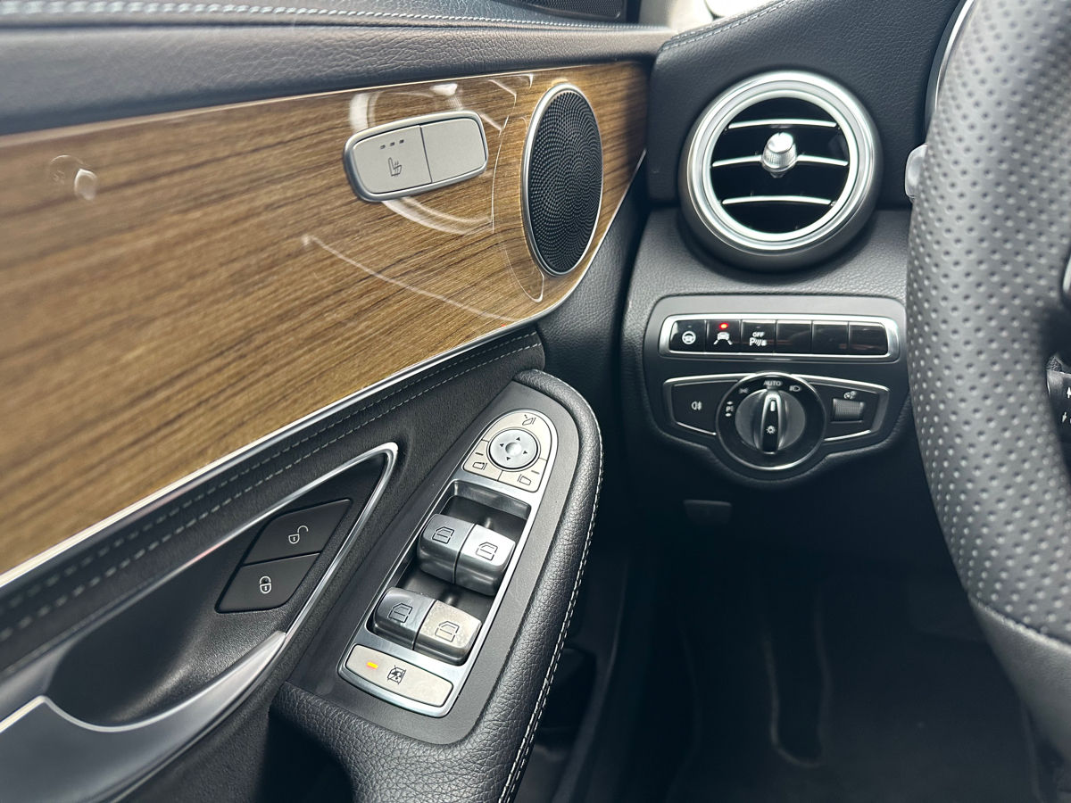 Mercedes C-Class фото 12