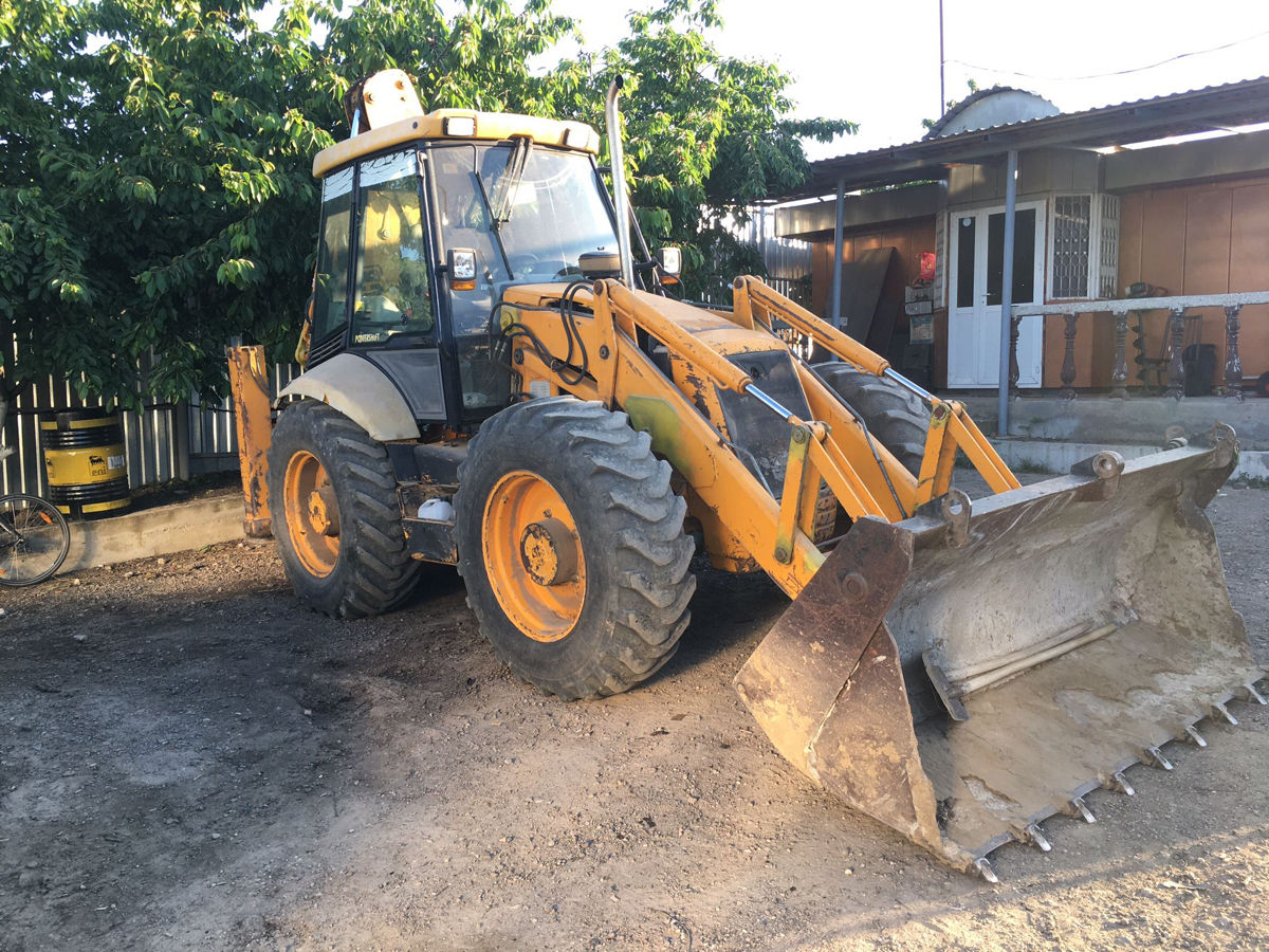 BuldoExcavator JCB 4CX foto 1