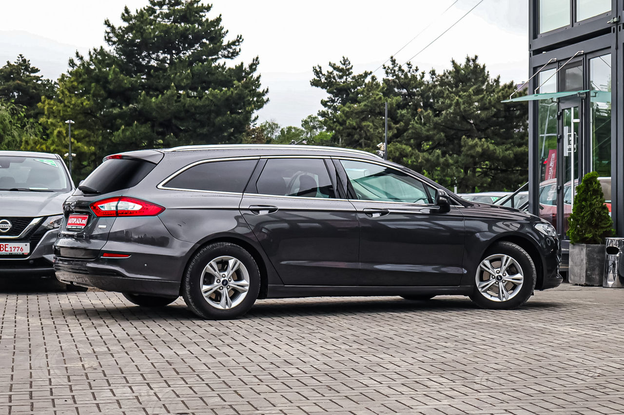 Ford Mondeo фото 4