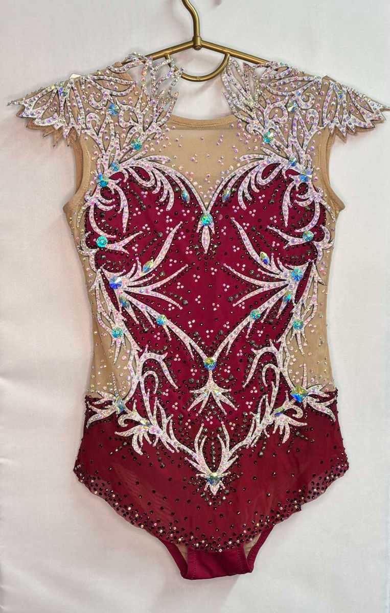 Costum pentru gimnastică ritmică foto 1