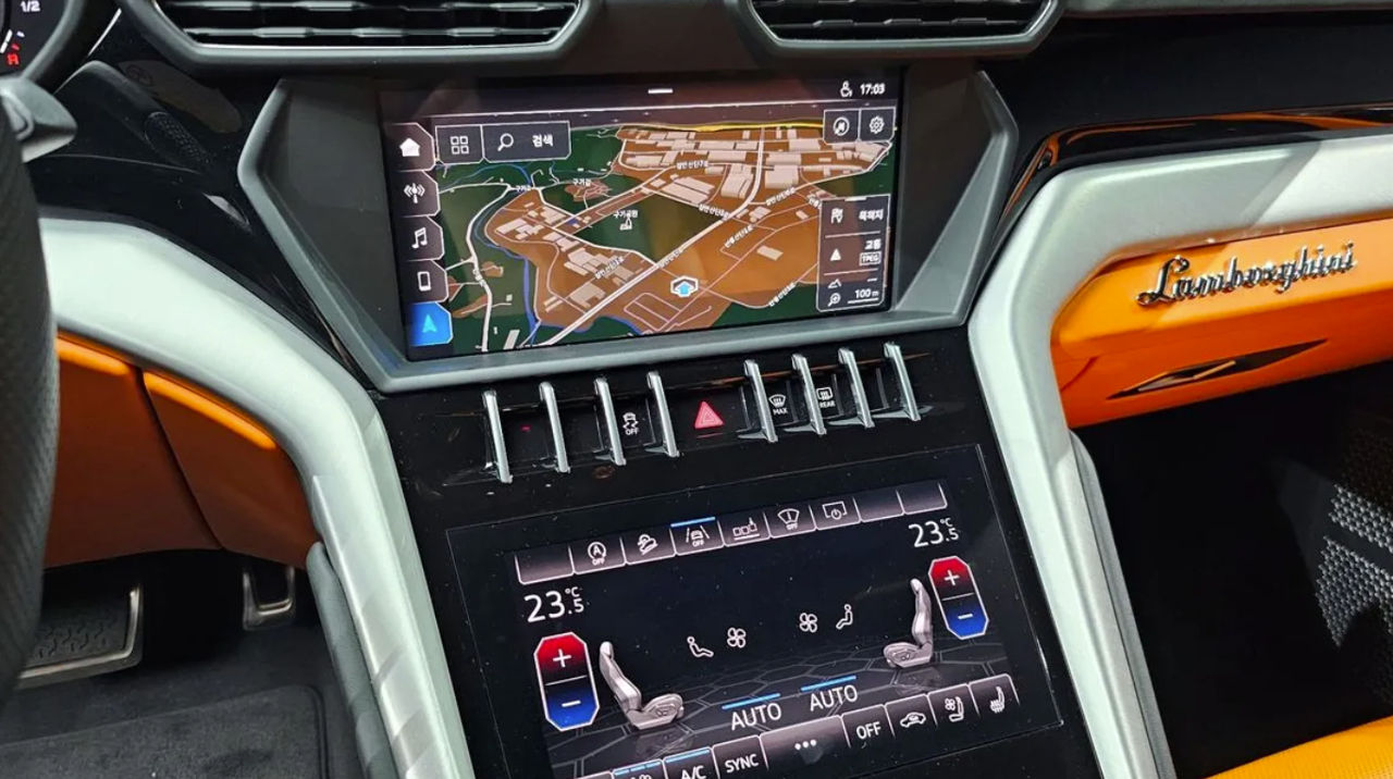 Lamborghini Urus фото 8