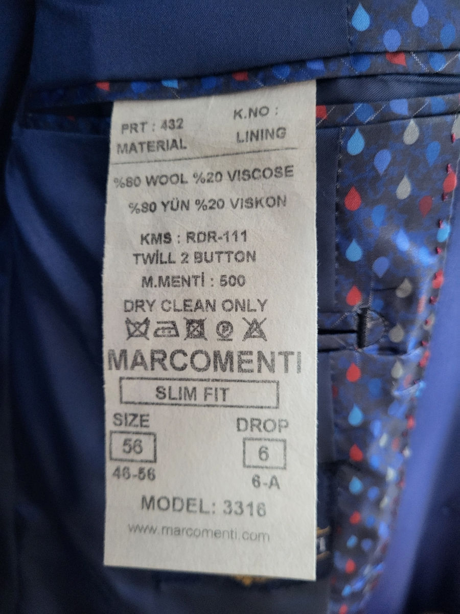 Costum pentru mire, firma Marco Menti foto 1