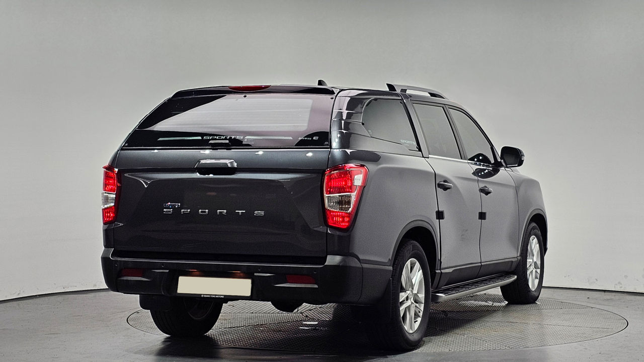 Ssangyong Rexton фото 2