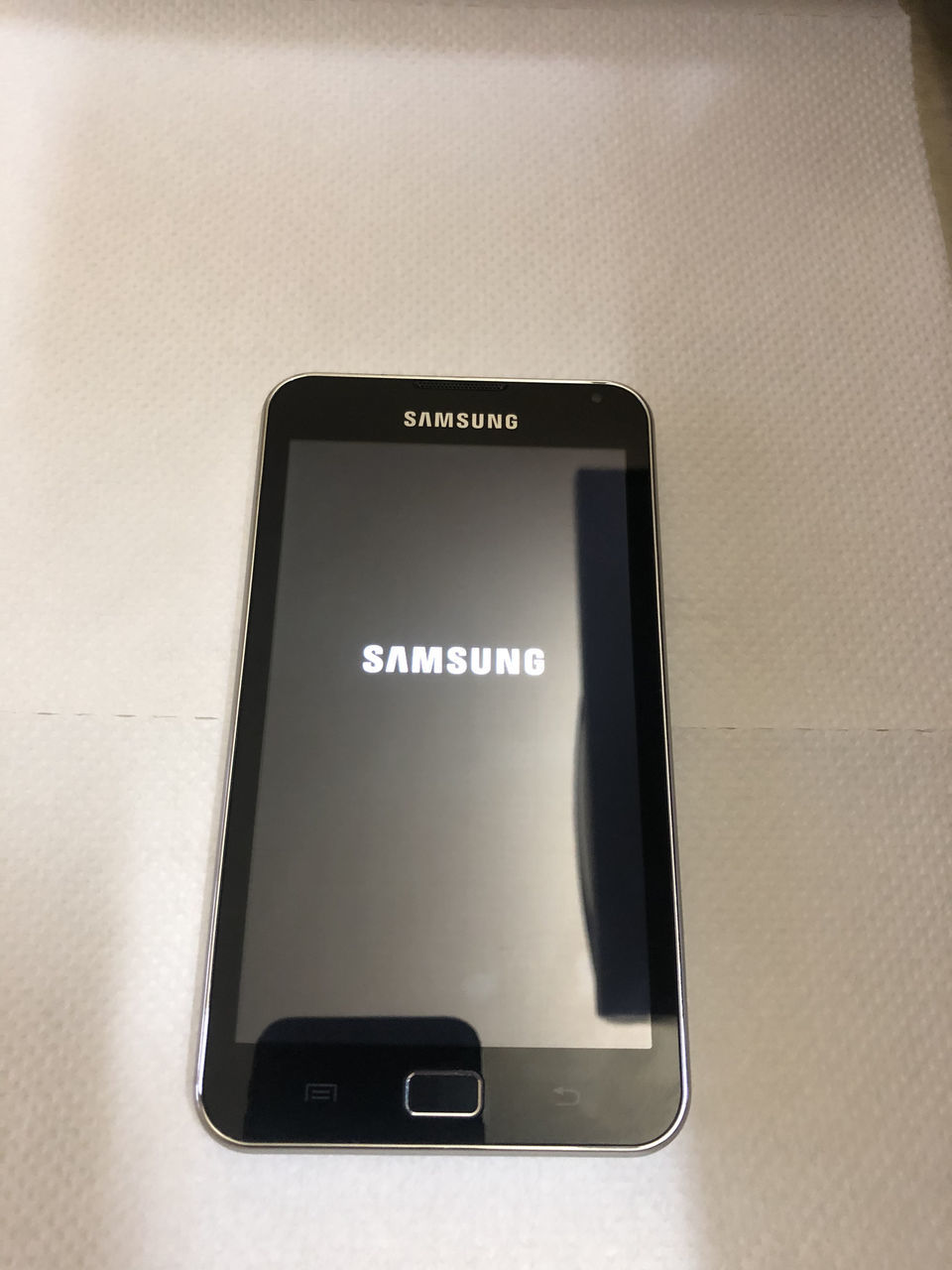 Samsung Galaxy S 16GB. Model Samsung YPG70. Для Интерднестерком . Очень мощный аккумулятор. Samsung Galaxy S 16GB. Model Samsung YPG70. Для Интерднестерком . Очень мощный аккумулятор.