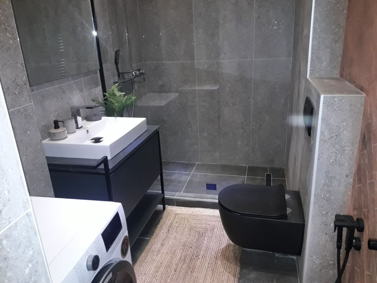 Reparatie de la experti.Design. (ap.in stil Loft) str. Avram Iancu. foto 1