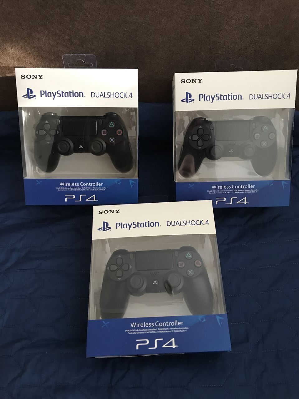 Dualshock 4 геймпады для Playstation 4, новые.