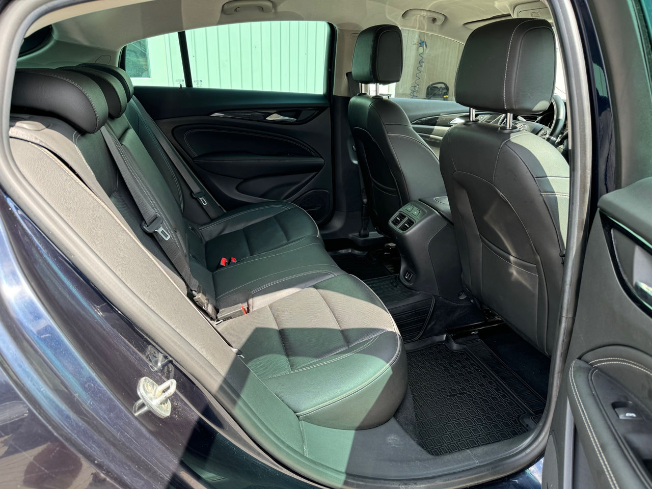 Opel Insignia foto 16