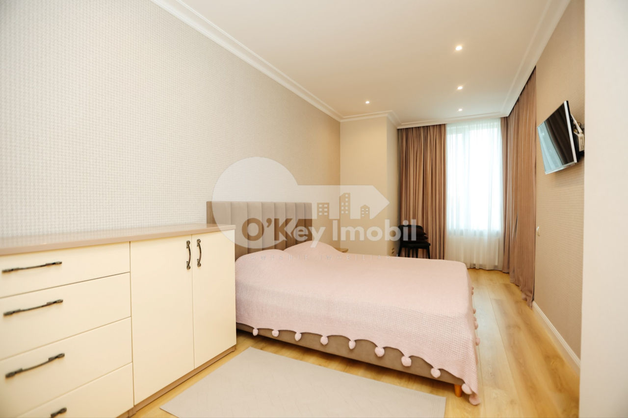 Apartament cu 2 camere, 61 m², Centru, Chișinău foto 1