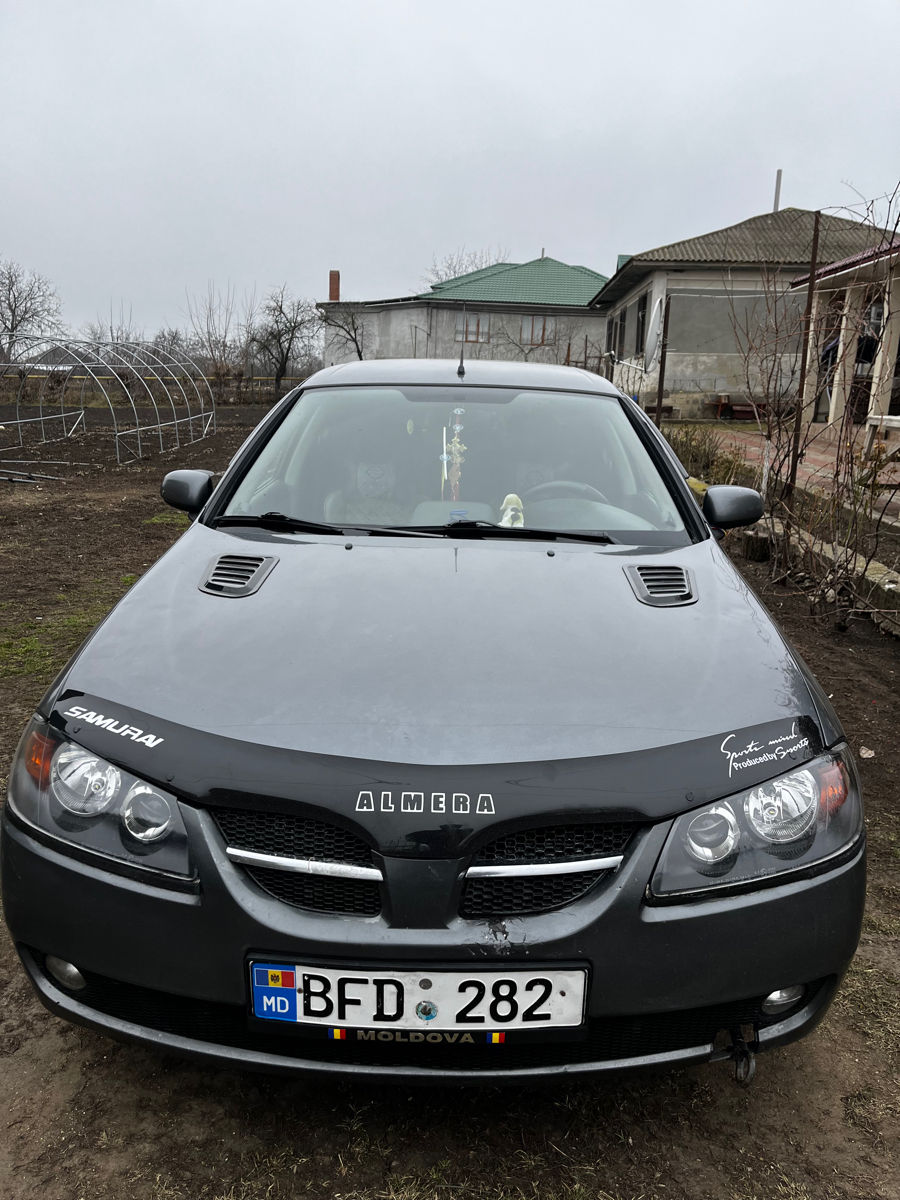 Nissan Almera фото 0