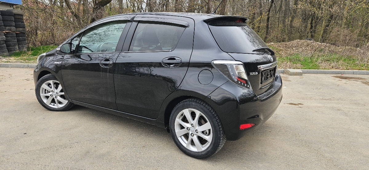 Toyota Yaris foto 3