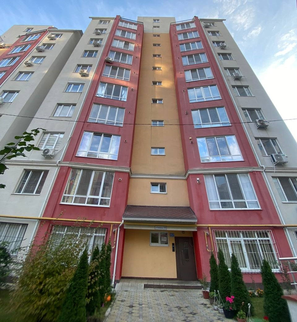 Apartament cu 3 camere, 90 m², Botanica, Chișinău foto 0