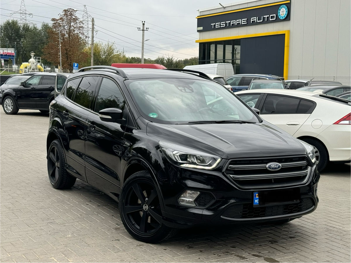 Ford Kuga foto 0