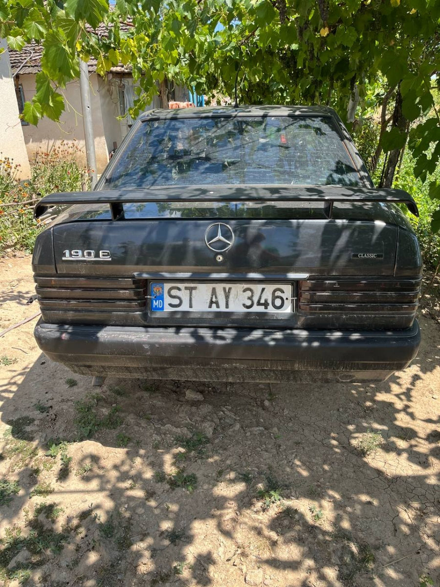 Mercedes 190 foto 1