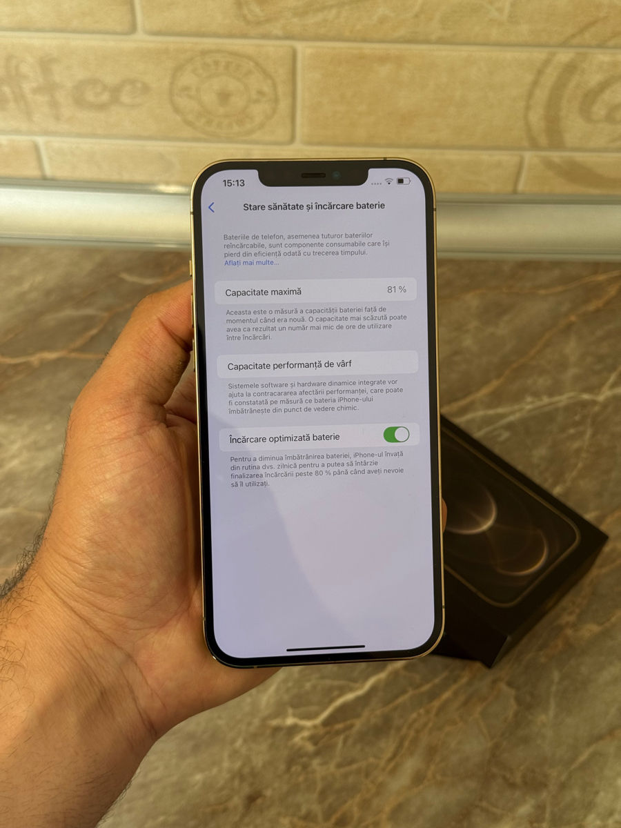 iPhone 12 Pro Max 256GB シルバー バッテリー81% iPhone 12 Pro Max 256GB Bateria 81%
