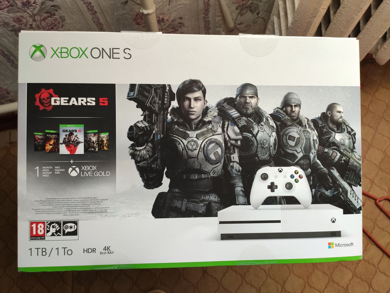 Xbox one S 1000gb+ игры