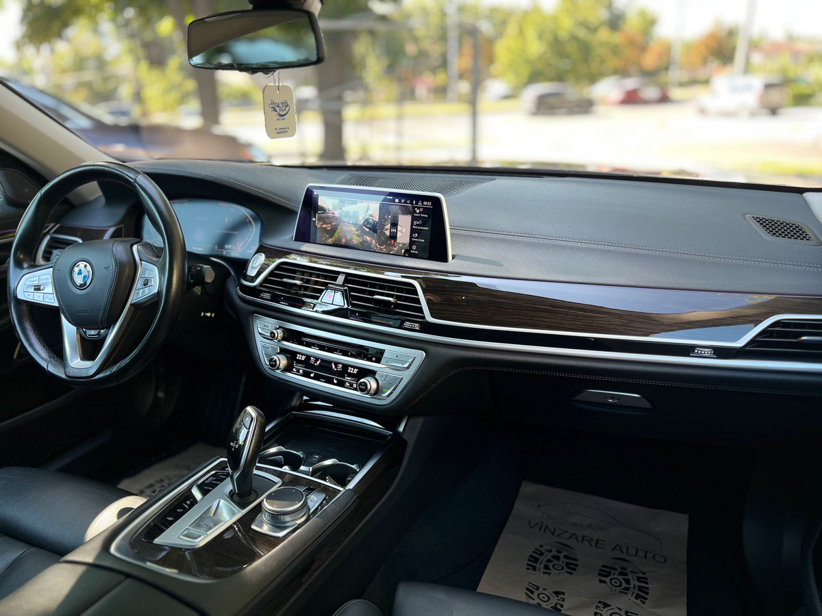 BMW 7 Series foto 5