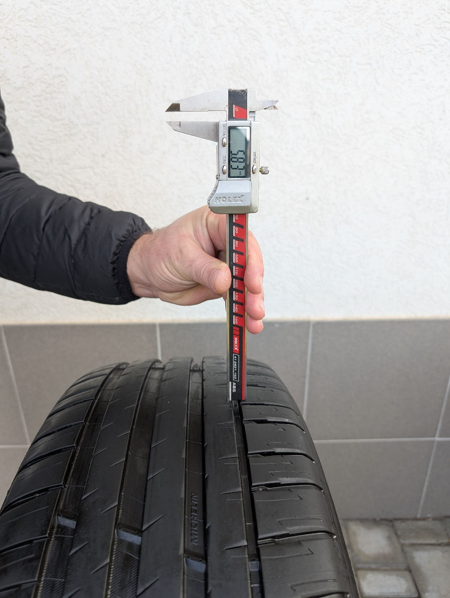 235/55/19 Michelin Pilot Sport 4 SUV ZP runflat фото 4