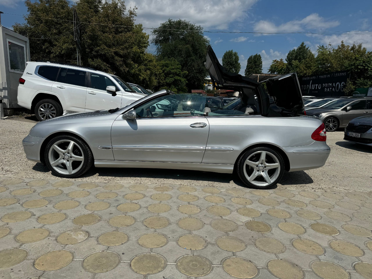 Mercedes CLK-Class foto 8