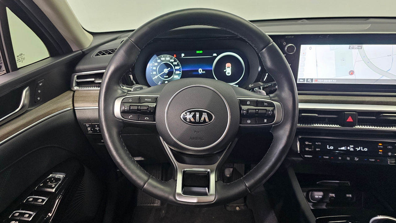 KIA K5 foto 4