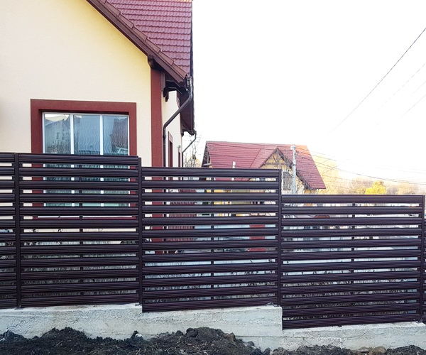Gard sudat zincat si vopsit.Plasa metalica.Stacheta metalica. foto 15