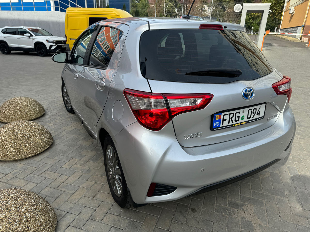 Toyota Yaris foto 5