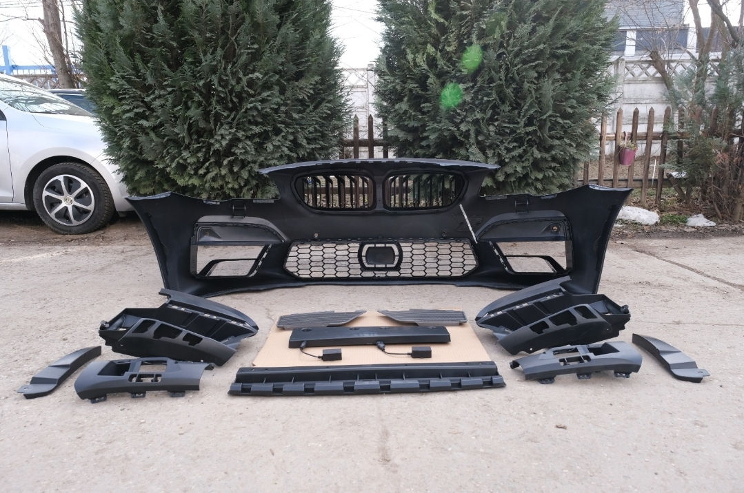 Bara Fata M BMW Seria 5 F10- G30 M5 look foto 1