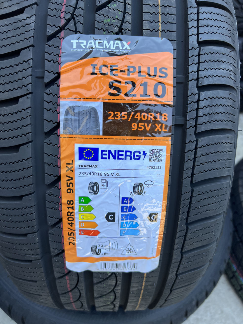 235/40 R18 Tracmax Xprivilo S210/ Доставка, livrare toata Moldova 2024 foto 1