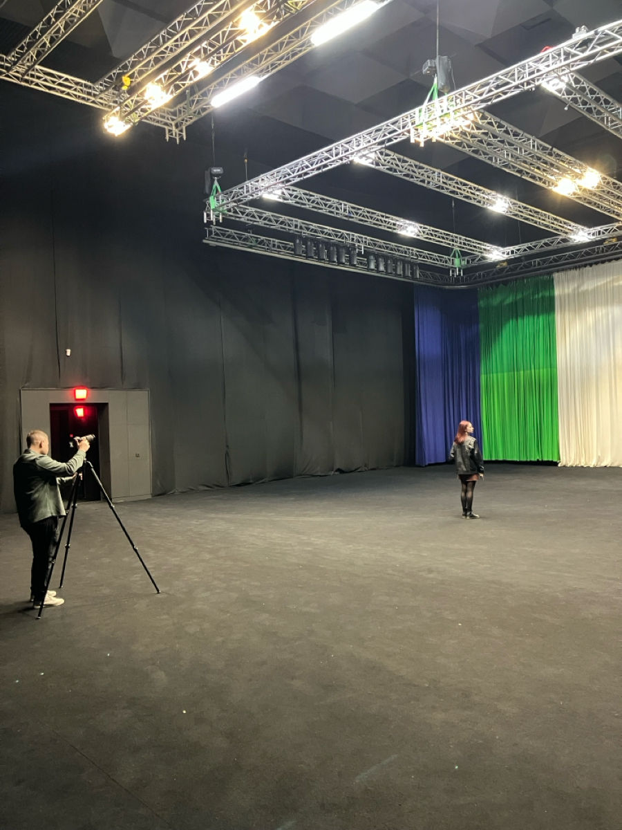 Съемочный павильон в аренду.  Video Studio Rental. Chromakey 30m*6.0m Green/ Blue/ White фото 8