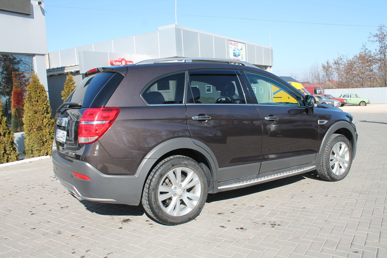 Chevrolet Captiva фото 3