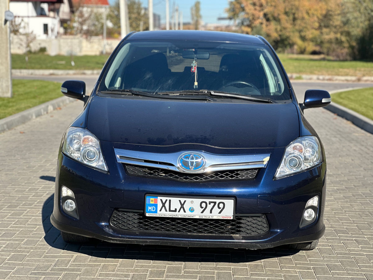 Toyota Auris foto 1