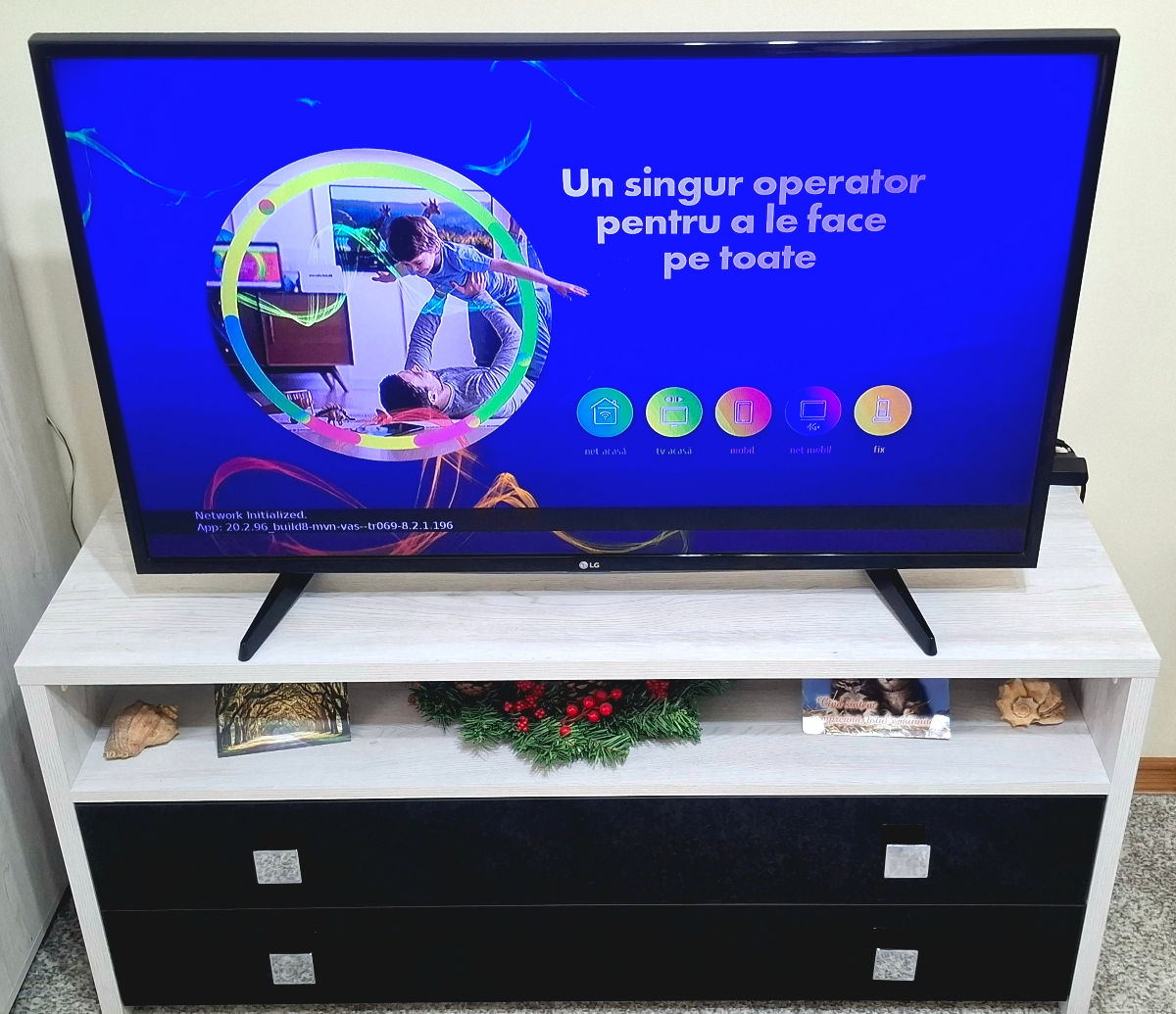 Продам LED телевизор "LG Full HD" черного цвета с диагональю 109 см в отличном состоянии.  foto 0