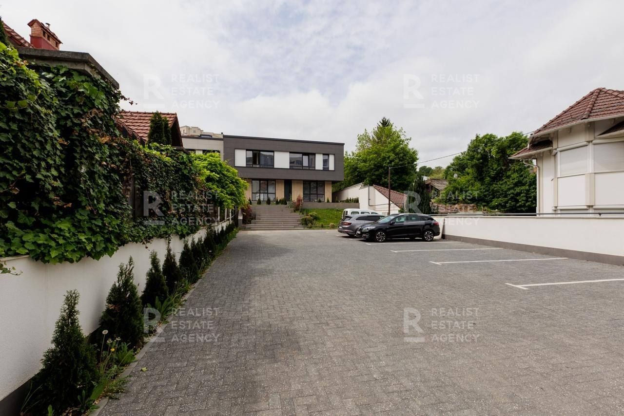 Chirie, casă, 2 nivele, str. Anton Crihan, Centru фото 1