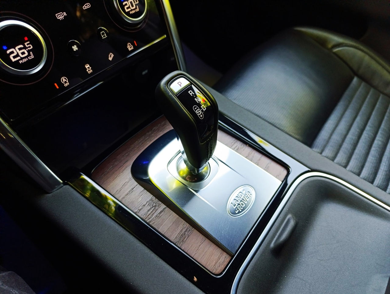 Land Rover Discovery Sport фото 6