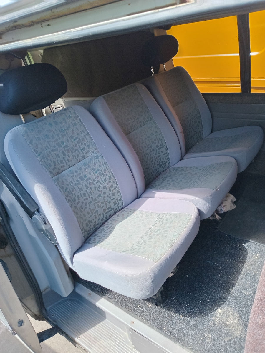 KIA Pregio foto 5