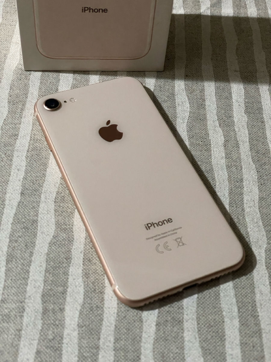 iPhone 8 foto 1