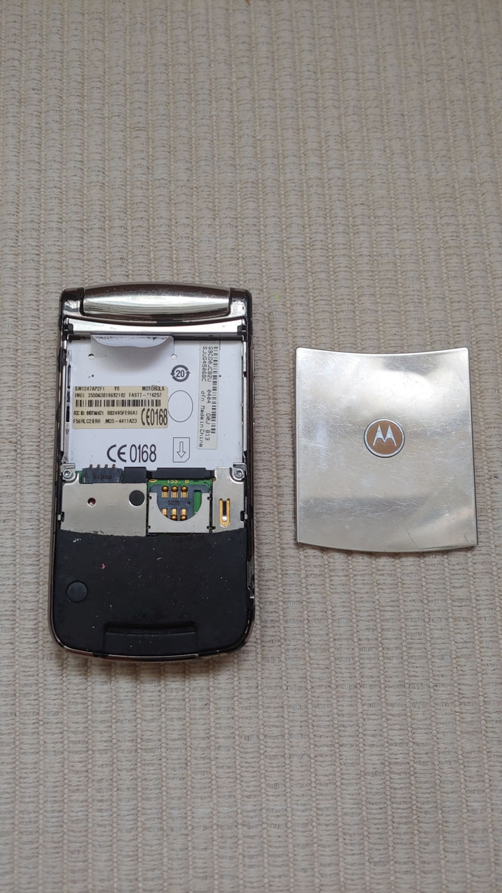 Motorola razr v8, v9 foto 3
