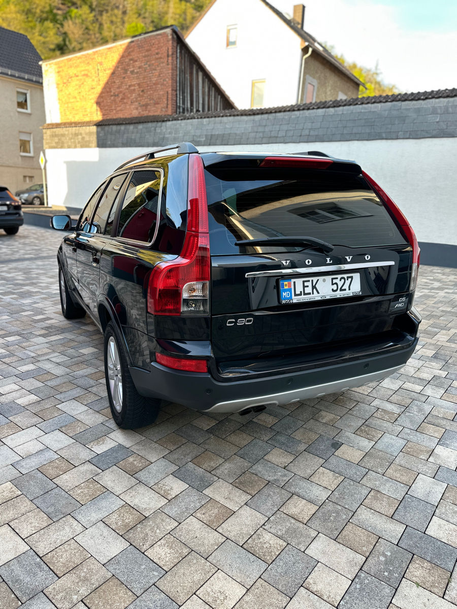 Volvo XC90 foto 4