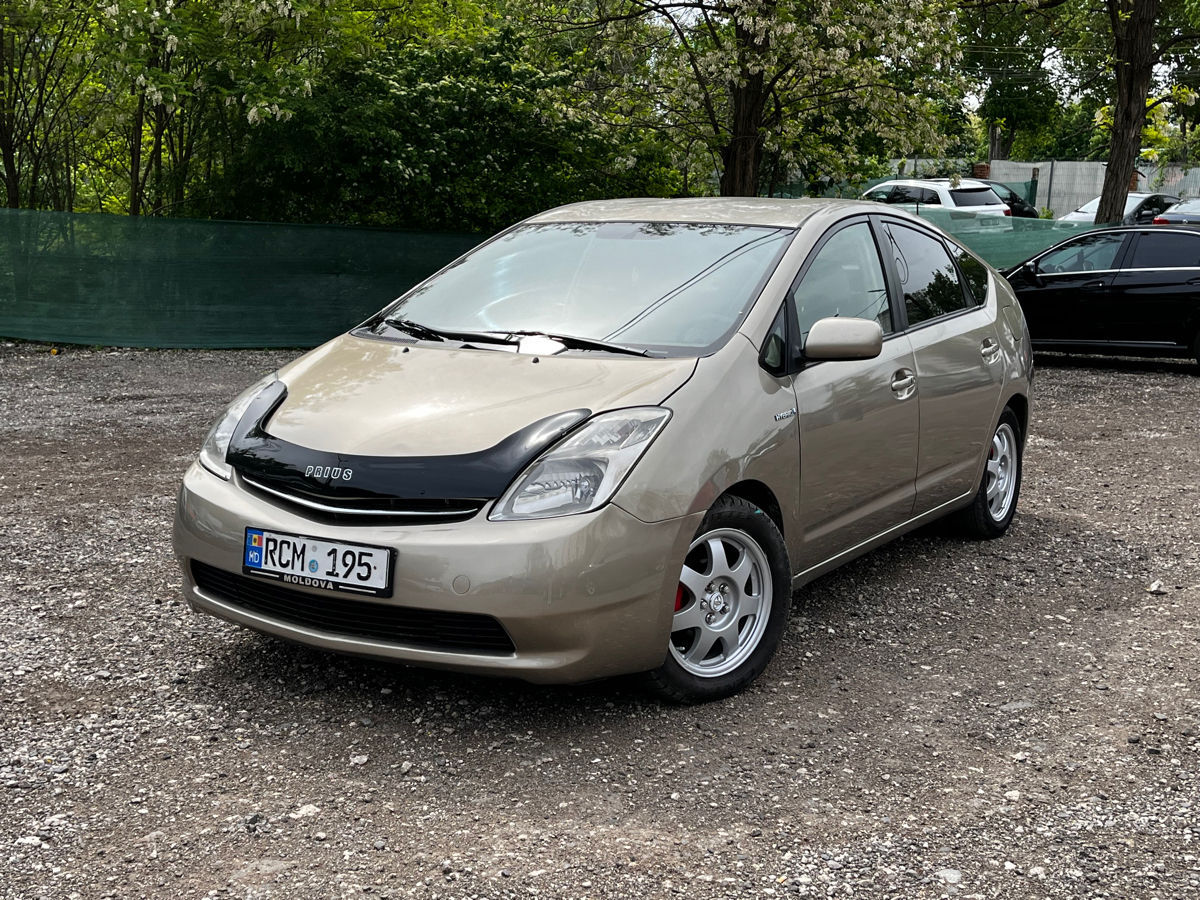 Toyota Prius foto 1