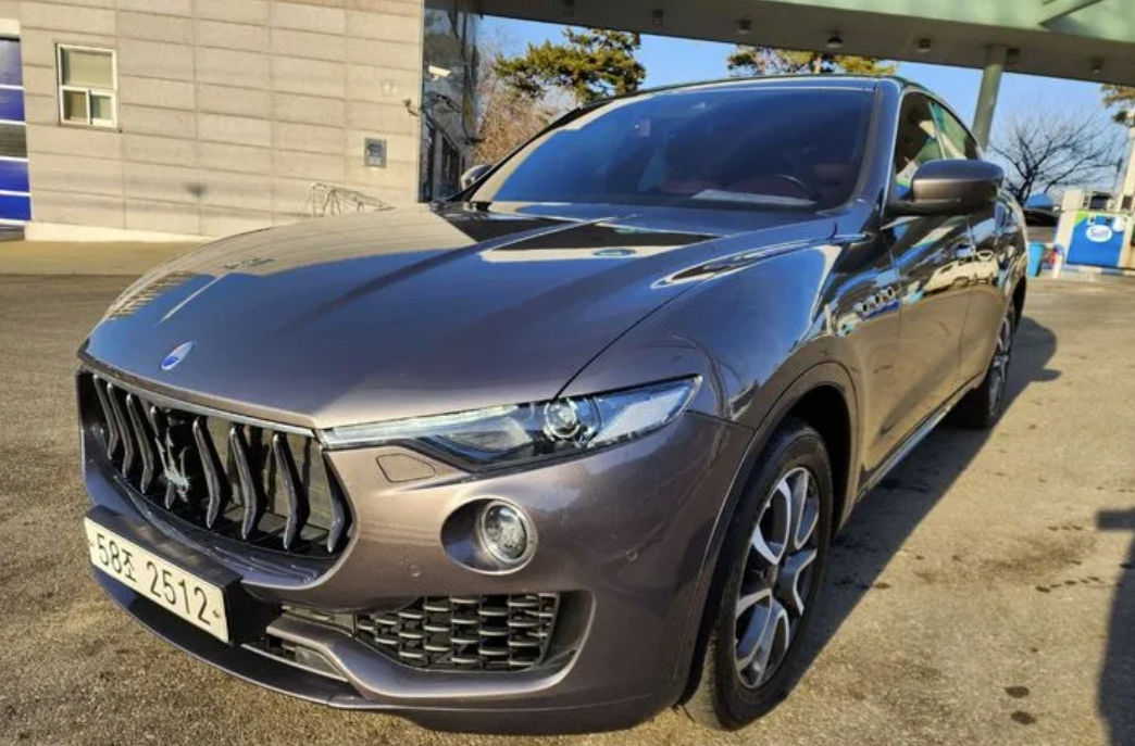 Maserati Levante foto 0