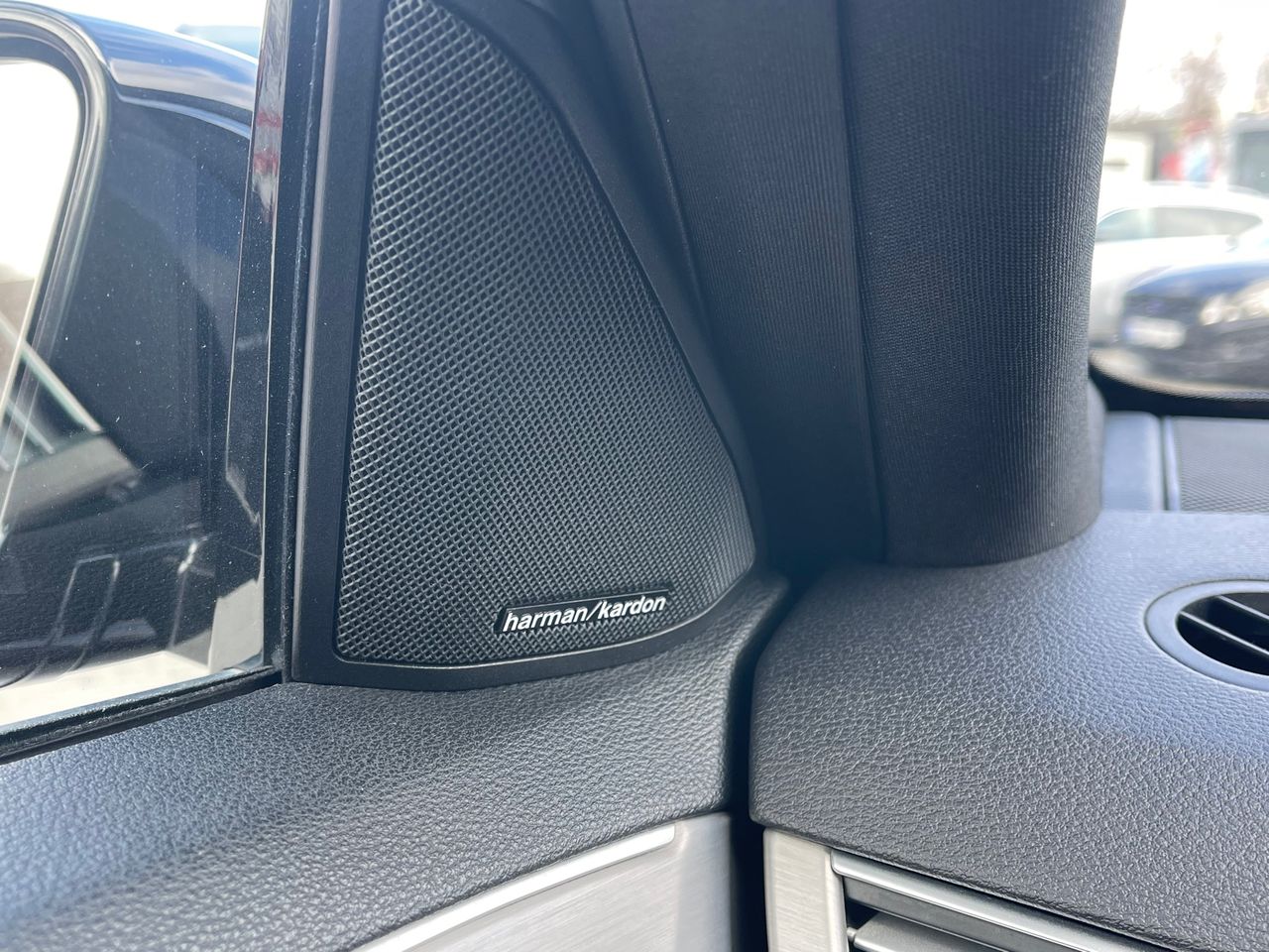 Mercedes E-Class foto 13